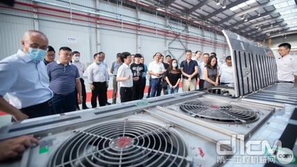 利勃海爾運輸系統慶祝中國平湖新公司正式開業，強化本地化法律合規布局